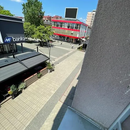 Center 4-setaliste Апартаменты Приедор