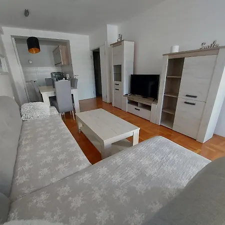 Center 4-setaliste * Prijedor